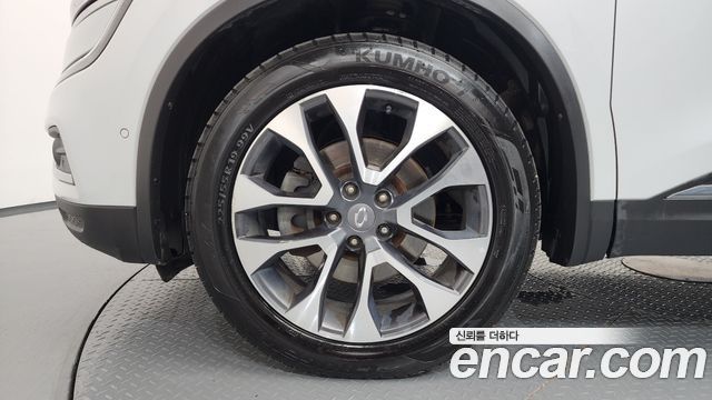 Renault Korea QM6 Diesel 4WD RE Signature 2017 — фото 5