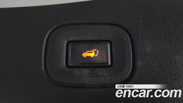Renault Korea QM6 Diesel 4WD RE Signature 2017 — фото 18