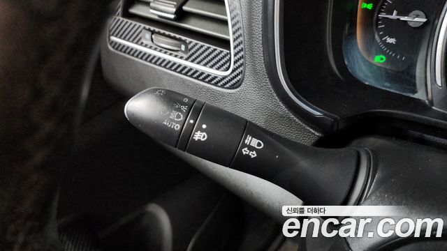 Renault Korea QM6 Diesel 4WD RE Signature 2017 — фото 33