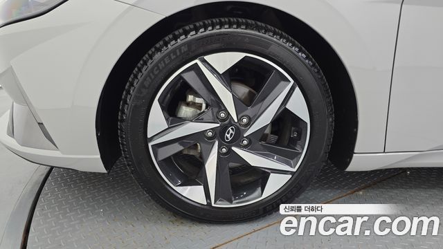 Hyundai Avante Hybrid (CN7) Inspiration 2021 — фото 5