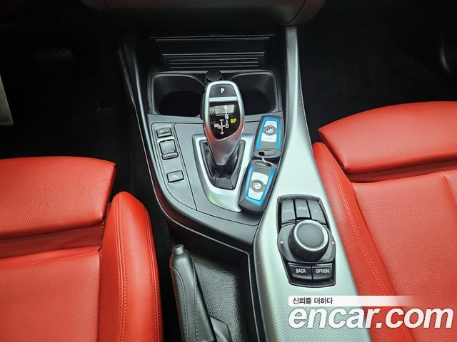 BMW 2 Series (F22) 220d M Sport Coupe 2014 — фото 21