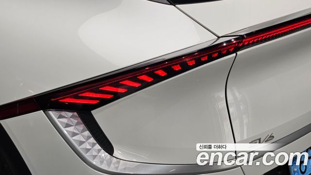 Kia EV6 Long Range Air 2022 — фото 23