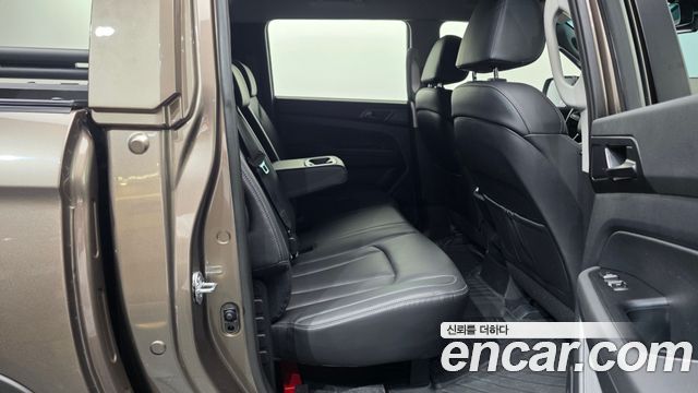 KG Mobility (SsangYong) Musso (Q300) Gasoline 2.0 4WD M7 2026 — фото 12