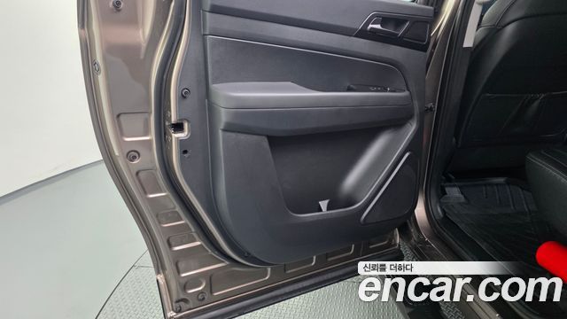 KG Mobility (SsangYong) Musso (Q300) Gasoline 2.0 4WD M7 2026 — фото 25