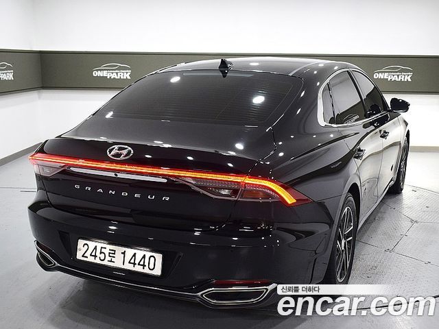 Hyundai Grandeur (IG) 3.0 LPi Rent Car Modern 2021 — фото 3