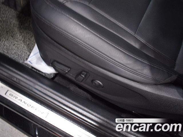 Hyundai Grandeur (IG) 3.0 LPi Rent Car Modern 2021 — фото 10