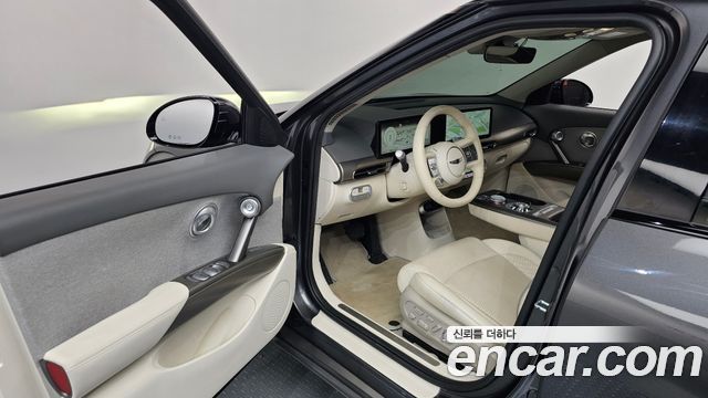Genesis GV60 Standard 2022 — фото 10