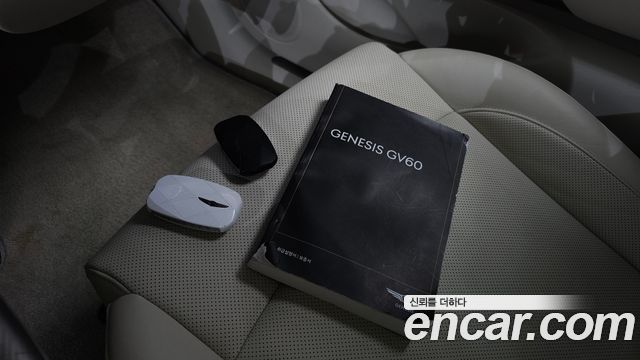 Genesis GV60 Standard 2022 — фото 18
