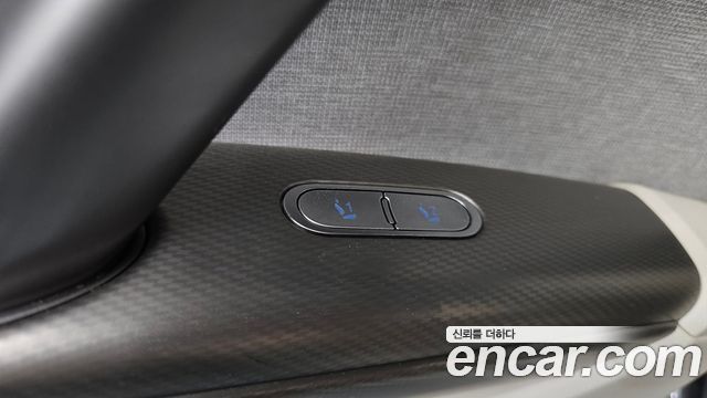 Genesis GV60 Standard 2022 — фото 20