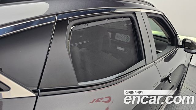 Genesis GV60 Standard 2022 — фото 41