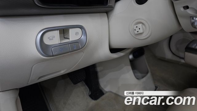Genesis GV60 Standard 2022 — фото 43