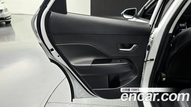 Hyundai Kona (SX2) Gasoline 2.0 2WD Modern 2023 — фото 25