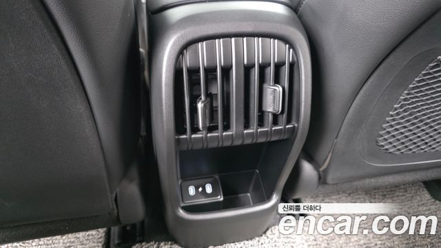 Hyundai Kona (SX2) Gasoline 1.6 Turbo 2WD Inspiration 2023 — фото 32