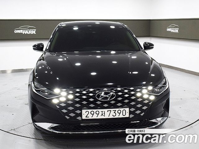 Hyundai Grandeur (IG) 2.5 Premium Choice 2022 — фото 2