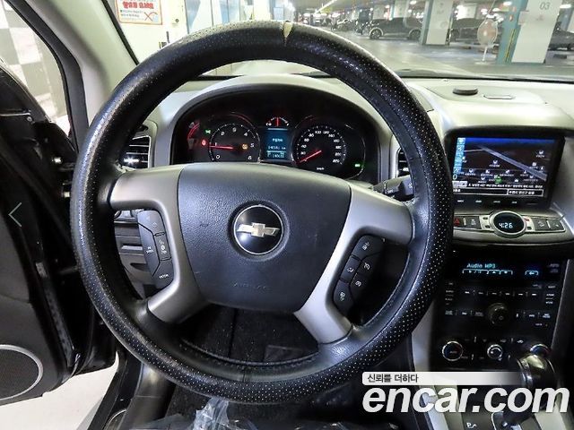Chevrolet Captiva 4WD LTZ 2013 — фото 8