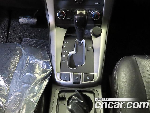 Chevrolet Captiva 4WD LTZ 2013 — фото 16