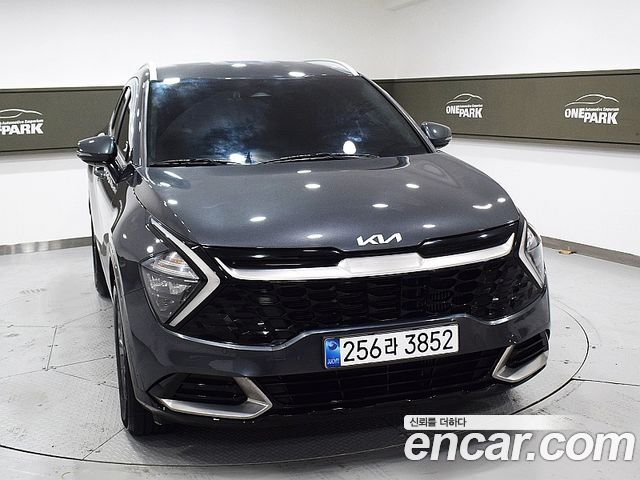 Kia Sportage (V) Diesel 2.0 2WD Nobleless 2022 — фото 2