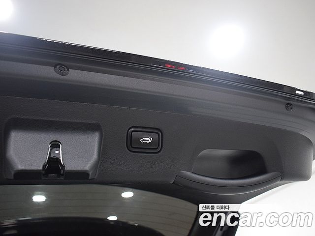 Kia Sportage (V) Diesel 2.0 2WD Nobleless 2022 — фото 8