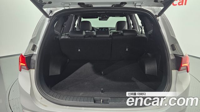 Hyundai Santa Fe Diesel 2.2 2WD Calligraphy 2021 — фото 20