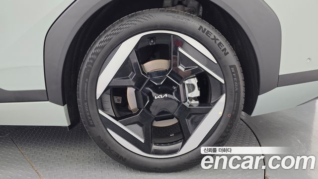 Kia EV4 Long Range 2WD Earth 2027 — фото 27