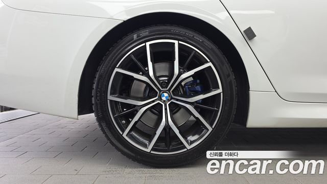 BMW 5 Series (G30) 530i M Sport Package 2023 — фото 5