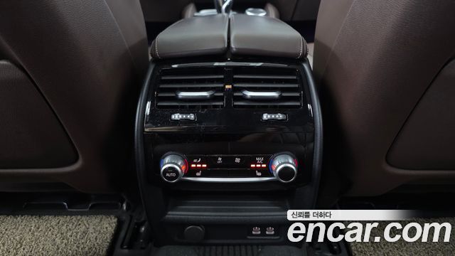 BMW 5 Series (G30) 530i M Sport Package 2023 — фото 19