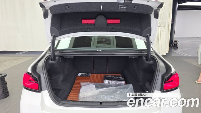 BMW 5 Series (G30) 530i M Sport Package 2023 — фото 20