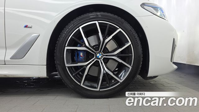 BMW 5 Series (G30) 530i M Sport Package 2023 — фото 21
