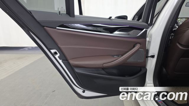 BMW 5 Series (G30) 530i M Sport Package 2023 — фото 25