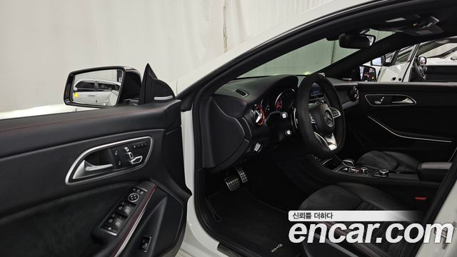 Mercedes-Benz CLA-Class (C117) CLA45 AMG 4MATIC 2019 — фото 10