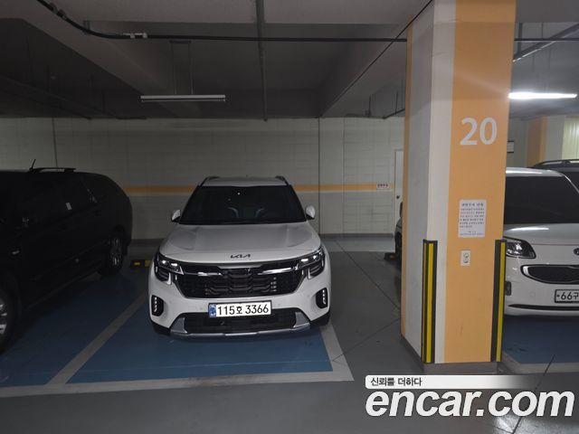Kia Seltos Gasoline 1.6 Turbo 2WD Signature