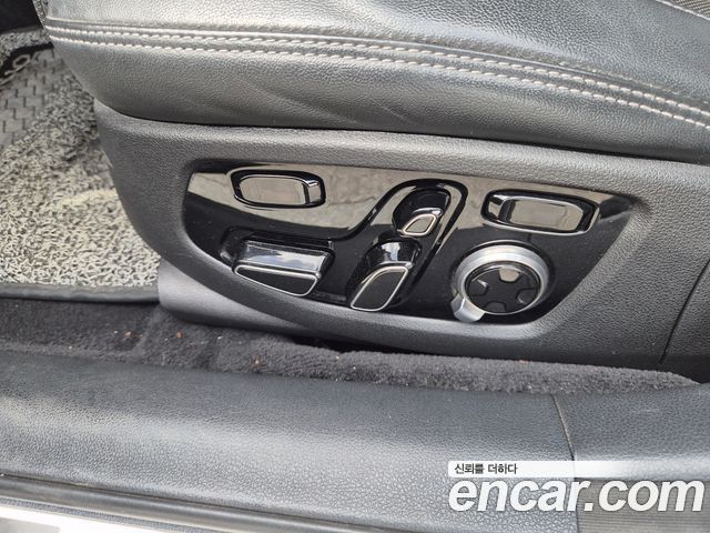 Genesis EQ900 3.3 T-GDI AWD Premiun Luxury 2018 — фото 10