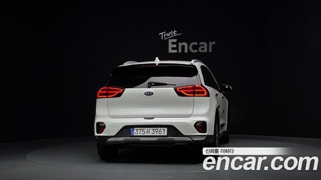 Kia Niro 1.6 HEV Prestige 2021 — фото 4
