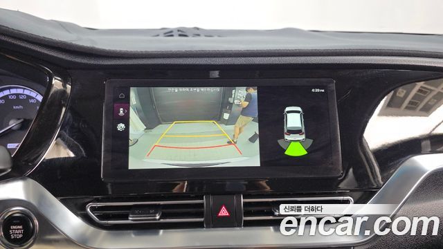 Kia Niro 1.6 HEV Prestige 2021 — фото 15