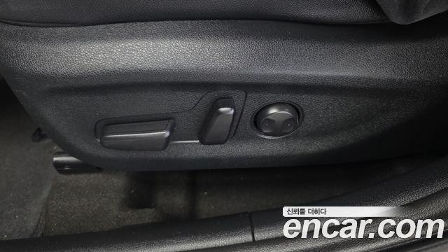 Kia Niro 1.6 HEV Prestige 2021 — фото 19