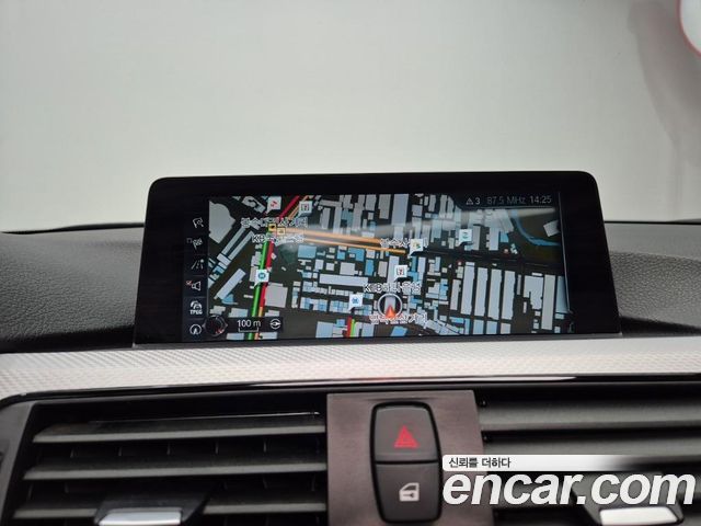 BMW 3 Series (F30) 320i M Sport 2017 — фото 18