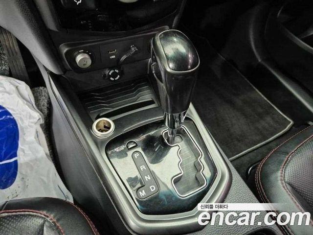 KG Mobility (SsangYong) Tivoli Air 1.6 IX 2WD 2017 — фото 8