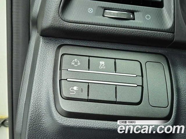 KG Mobility (SsangYong) Tivoli Air 1.6 IX 2WD 2017 — фото 22