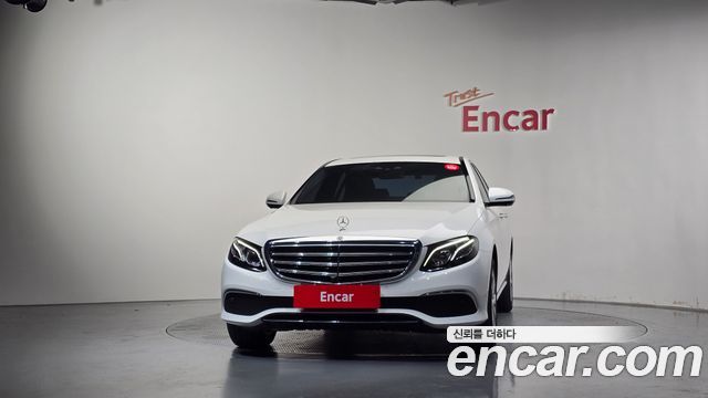 Mercedes-Benz E-Class (W213) E300 4MATIC Exclusive 2019 — фото 3