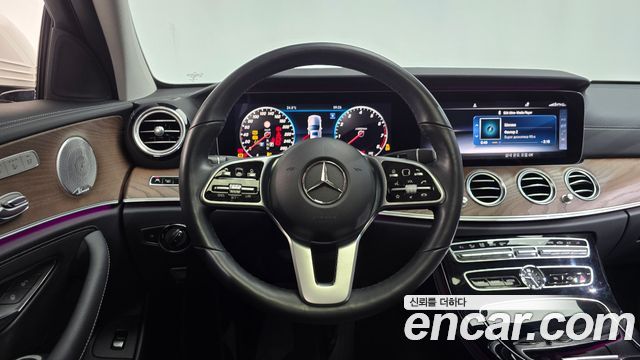 Mercedes-Benz E-Class (W213) E300 4MATIC Exclusive 2019 — фото 13