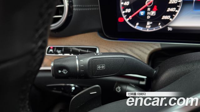 Mercedes-Benz E-Class (W213) E300 4MATIC Exclusive 2019 — фото 28