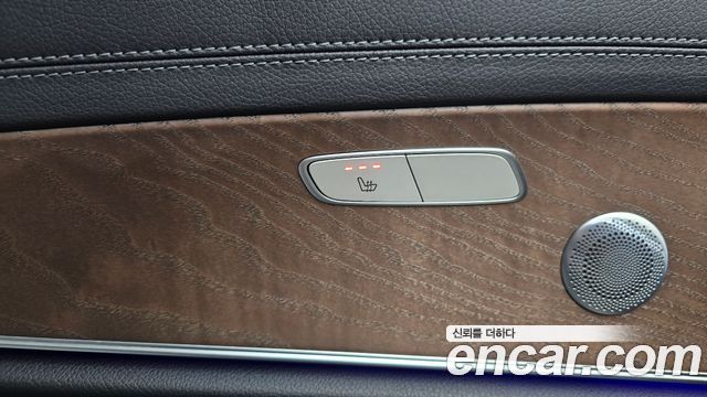 Mercedes-Benz E-Class (W213) E300 4MATIC Exclusive 2019 — фото 30