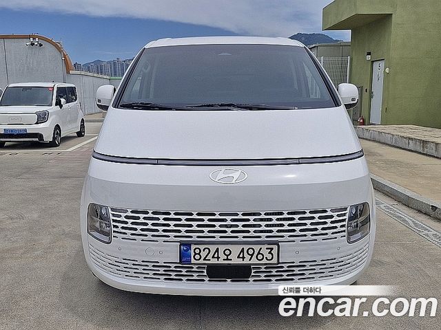 Hyundai Staria Cargo 5-Seater Modern