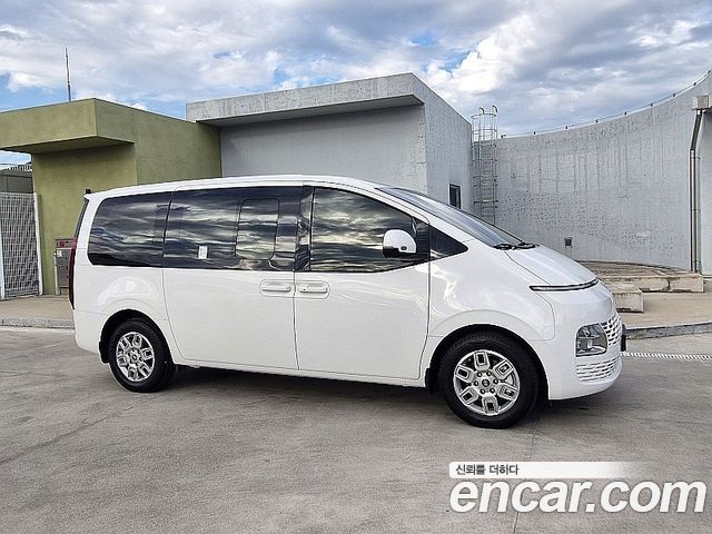 Hyundai Staria Cargo 5-Seater Modern 2025 — фото 2