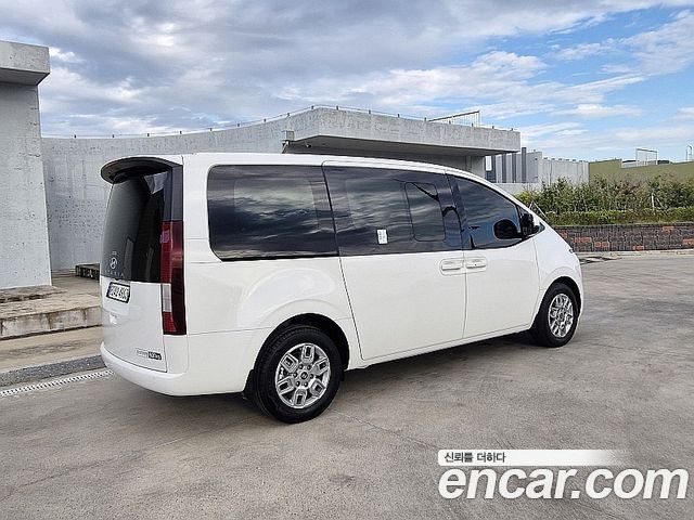 Hyundai Staria Cargo 5-Seater Modern 2025 — фото 4