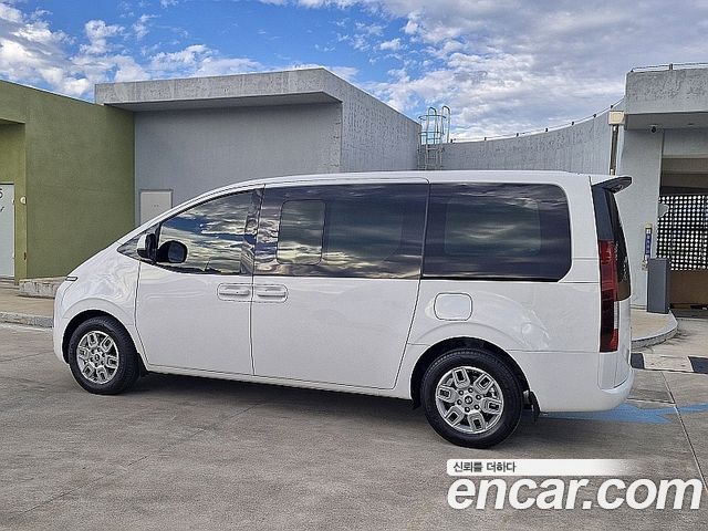 Hyundai Staria Cargo 5-Seater Modern 2025 — фото 5