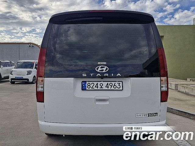 Hyundai Staria Cargo 5-Seater Modern 2025 — фото 6
