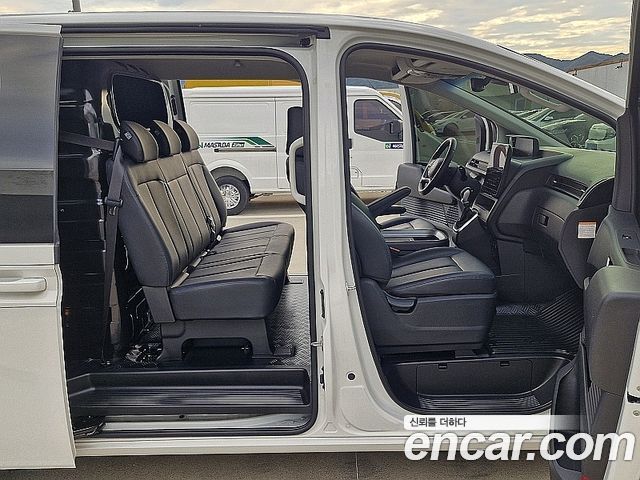 Hyundai Staria Cargo 5-Seater Modern 2025 — фото 14