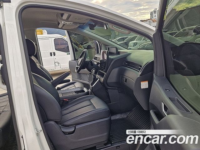 Hyundai Staria Cargo 5-Seater Modern 2025 — фото 16