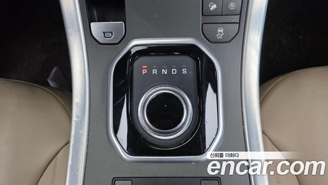 Land Rover Range Rover Evoque 2.0 TD4 SE 2018 — фото 9
